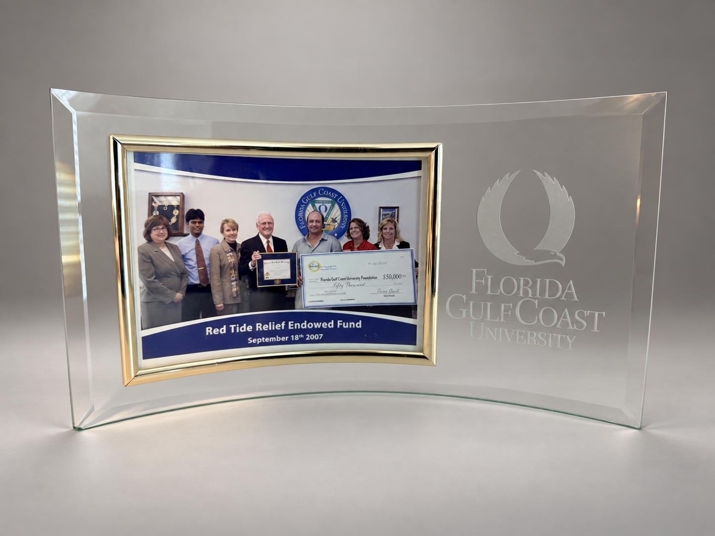 Florida Gulf Coast University plaque commemorating the Red Tide Relief Endowed Fund and Quinn Ruelle’s $50,000 gift on September 18, 2007