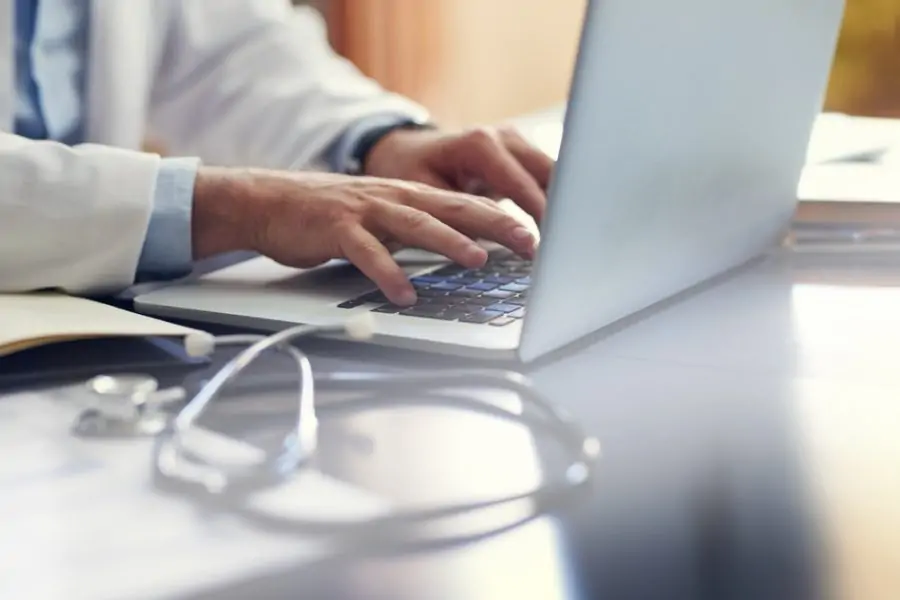 Speed Up EHR Workflows with Dragon Medical One & DAX Copilot