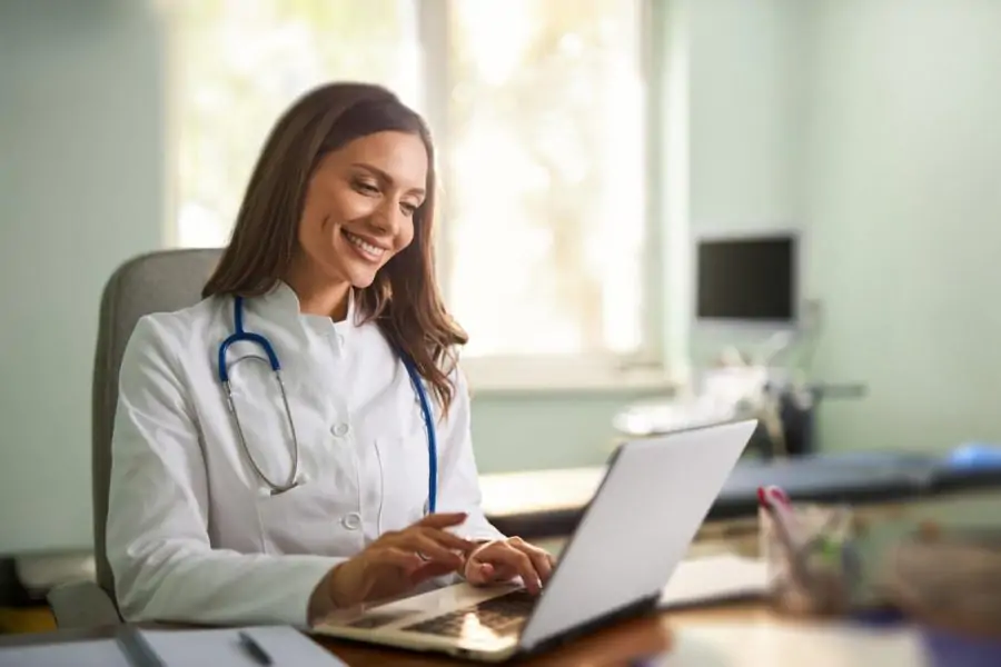 Beyond Bundles: How Resellers Can Win With DAX Copilot + Dragon Medical One